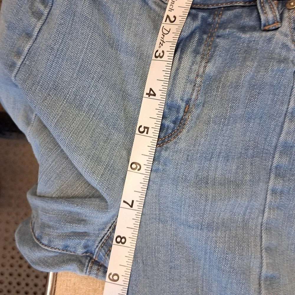 William Rast Crop‎ Flare 2 Tone Uneven Hem Jeans Pre-Owned 27